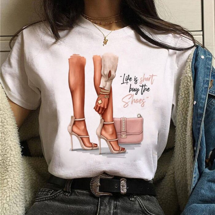 Graphic Tee 90s Girls Women Cute T-shirt